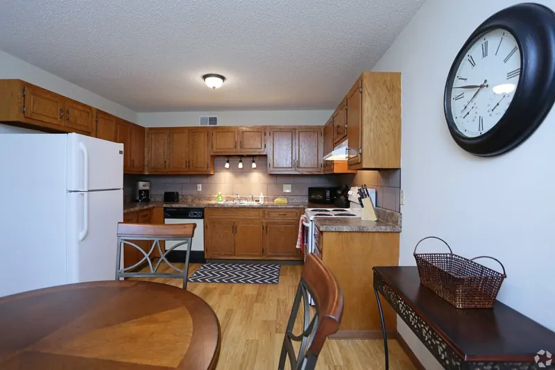 Kitchen with a breakfast table